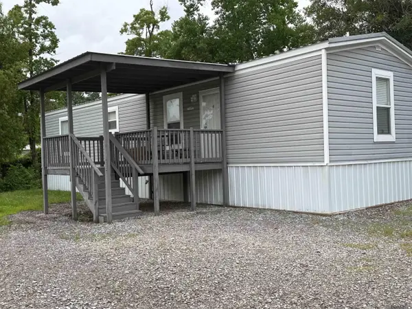 25691 Gill Rd, Denham Springs, LA 70726