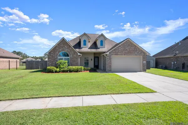 17568 Golden Eagle Dr, Prairieville, LA 70769