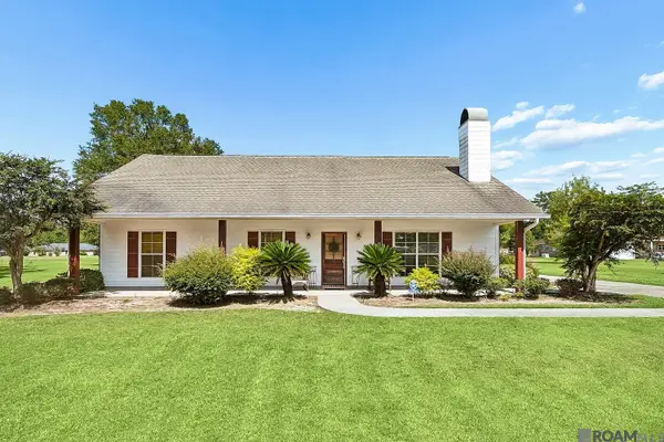 23669 Plank Rd, Zachary, LA 70791