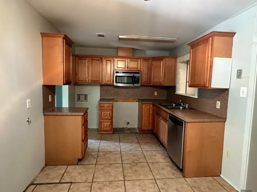 9323 Kingcrest Pkwy, Baton Rouge, LA 70810 - #3