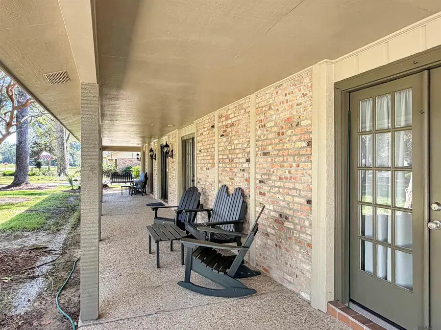 1342 Marc Antony Dr, Baton Rouge, LA 70816 - #3