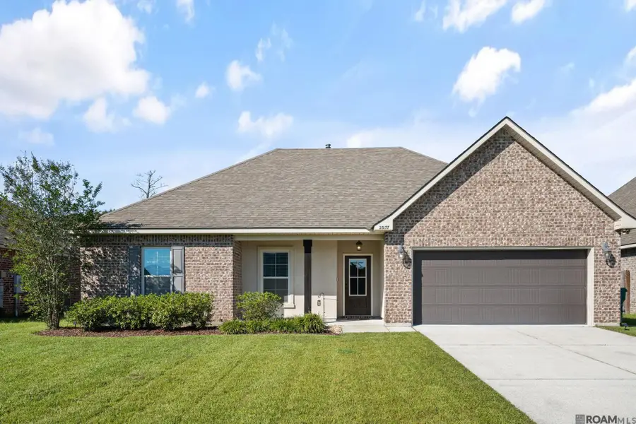 23177 Berry View Dr, Denham Springs, LA 70726 - #2