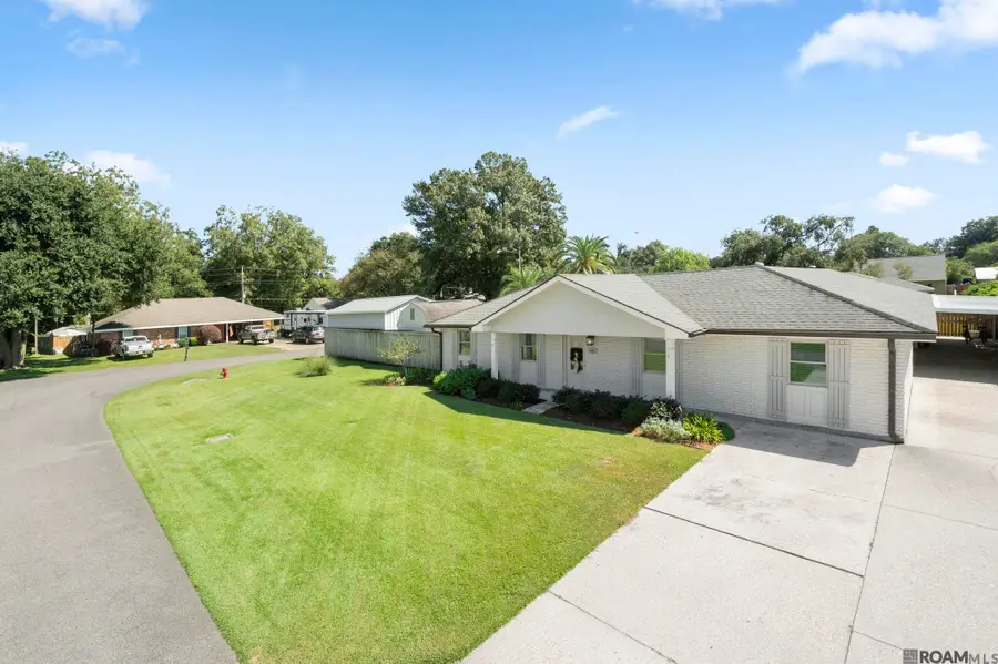 2456 St John Pl, Donaldsonville, LA 70346 - #3