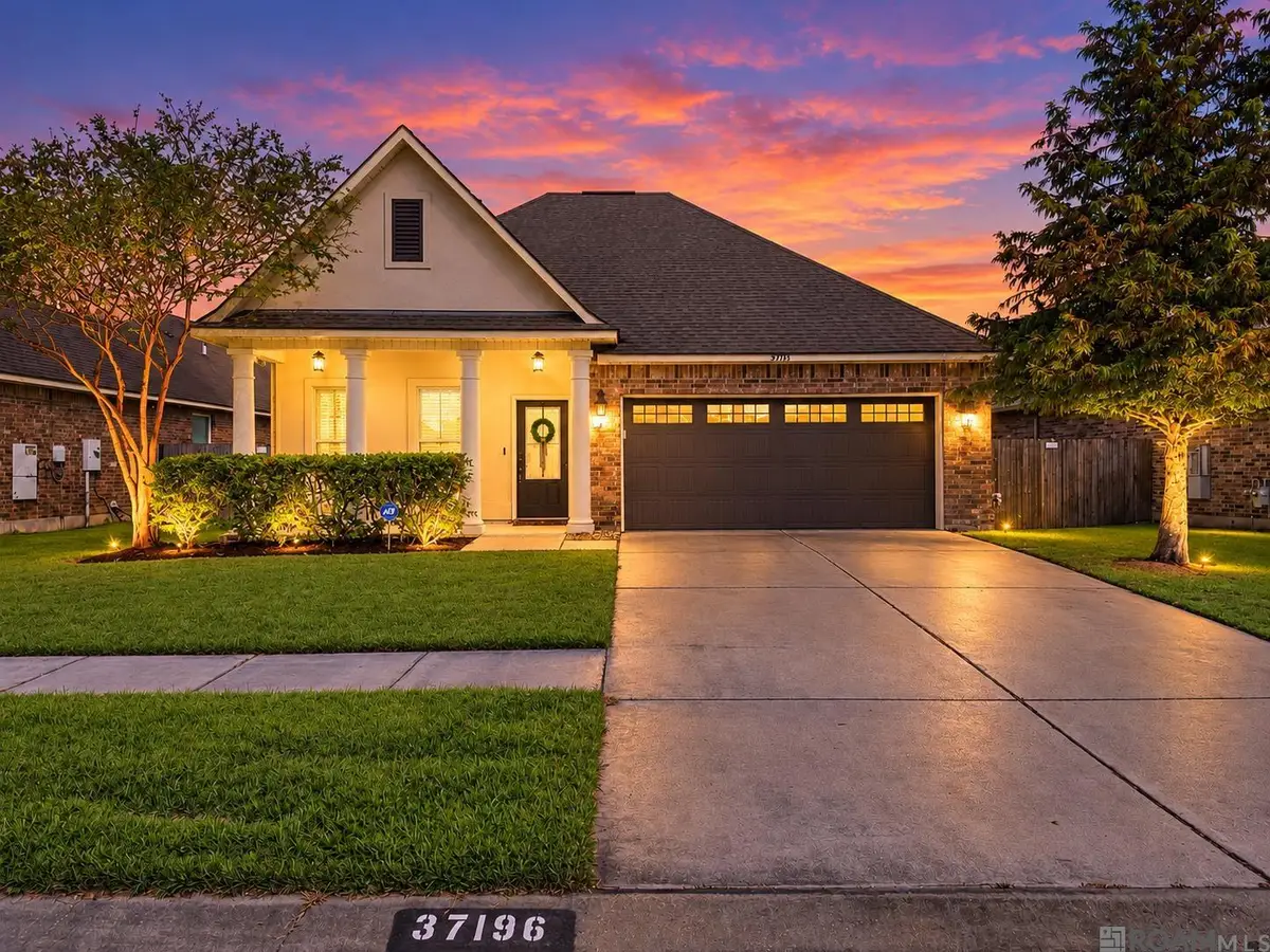 37196 Sills Dr, Prairieville, LA 70769 - #1