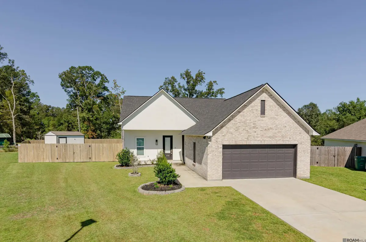 13703 Pinyon Dr, Denham Springs, LA 70726 - #1