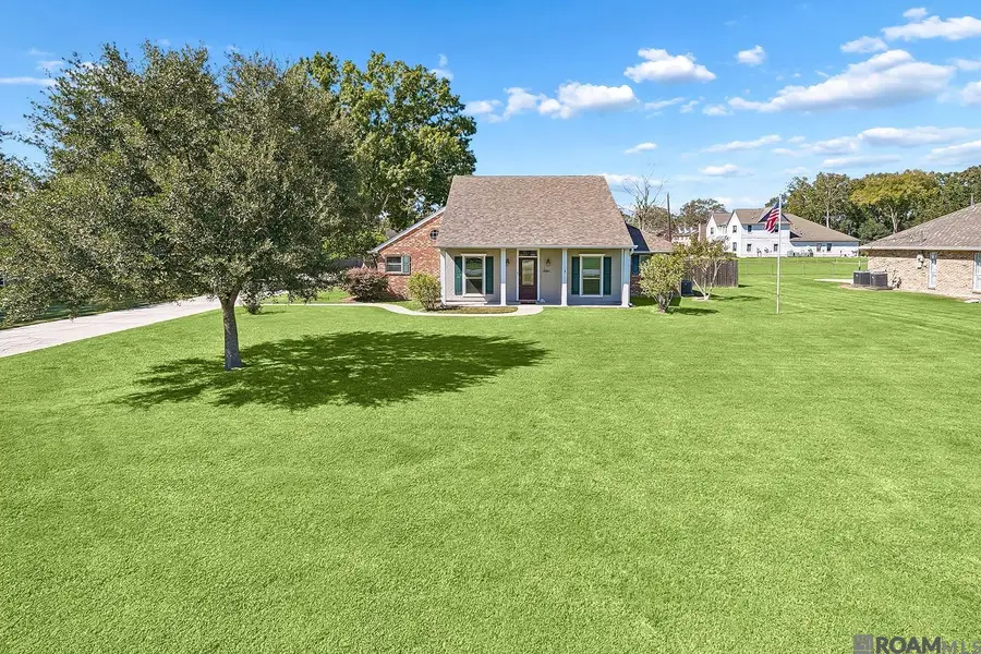 2203 S Ormond Ave, Gonzales, LA 70737 - #2