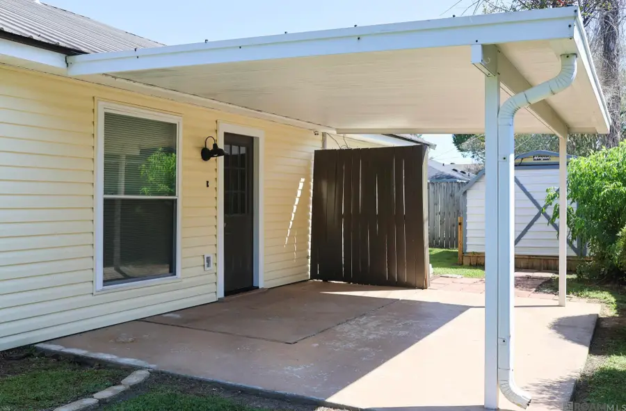 37403 W Hillside Dr, Prairieville, LA 70769 - #2