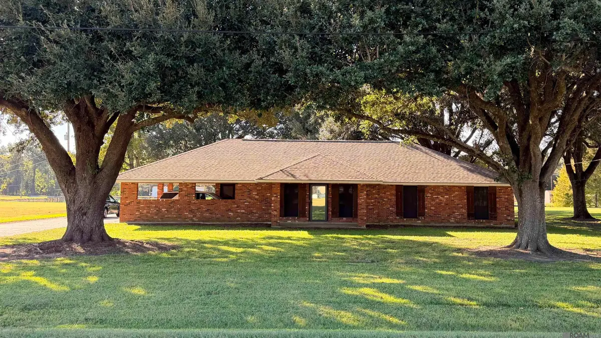 3886 Oakland Rd, Lakeland, LA 70752 - #1