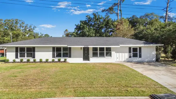 12545 Canterbury Dr, Baton Rouge, LA 70814
