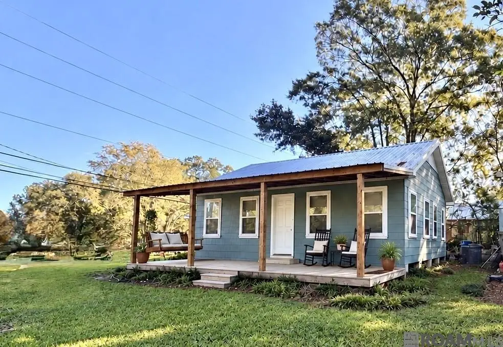 230 N River Rd, Denham Springs, LA 70726 - #1