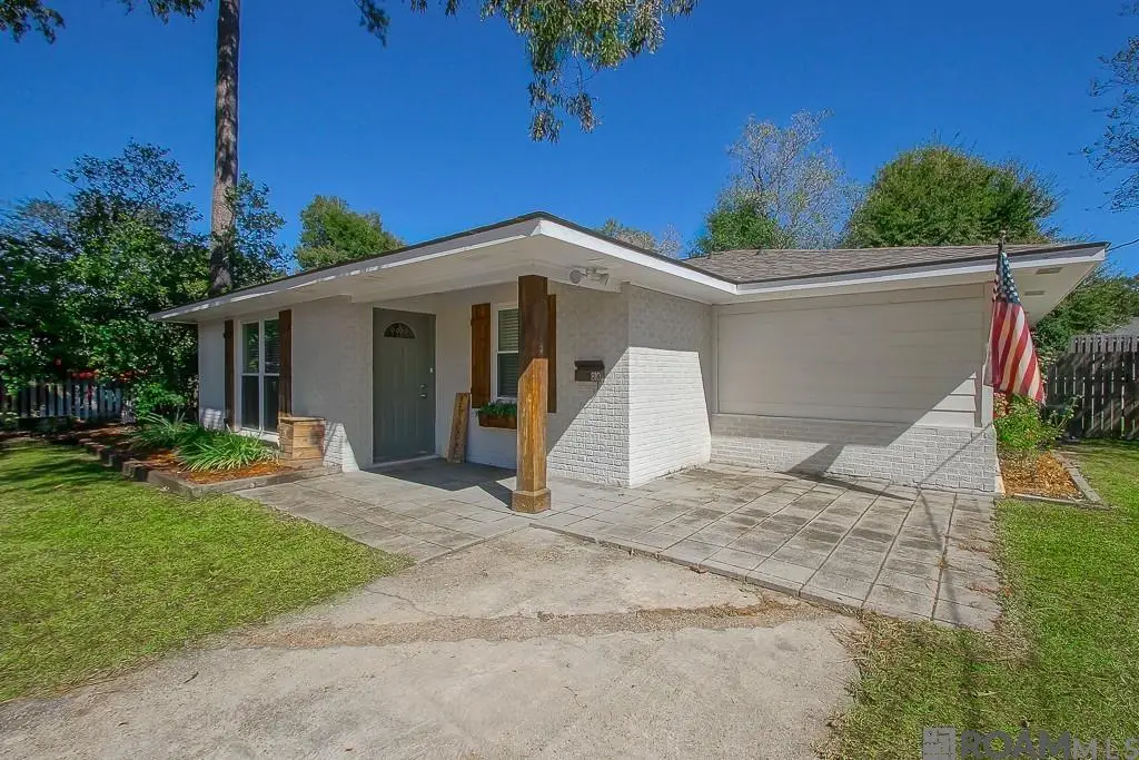 810 Poplar St, Denham Springs, LA 70726 - #1