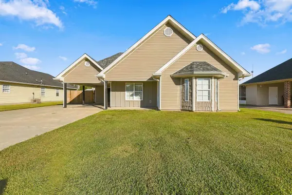 125 Blue Ridge Dr, Gray, LA 70359
