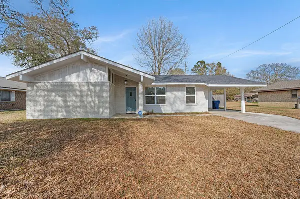 122 Azalea Ave, DeRidder, LA 70634