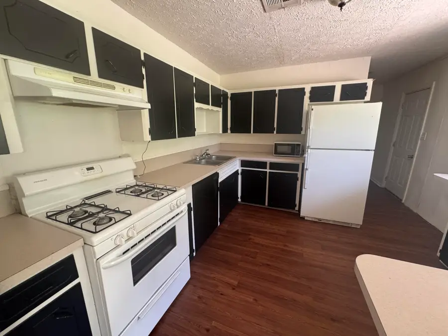 1008 Spruce St, Leesville, LA 71446 - Image #3