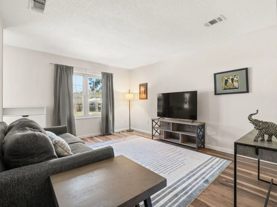 1007 W Union St, Leesville, LA 71446 - #3