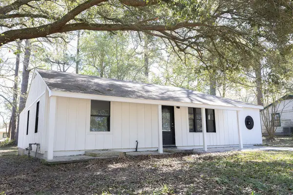 128 Country Club, DeRidder, LA 70634