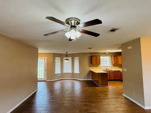 2100 Hickory, Deridder, LA 70634 - #3