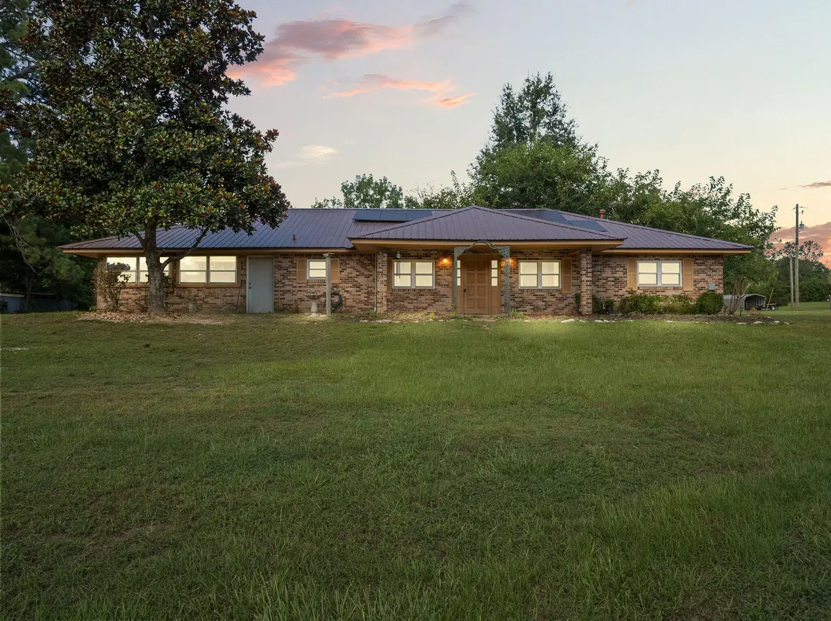 4304 Main, Anacoco, LA 71403 - #1