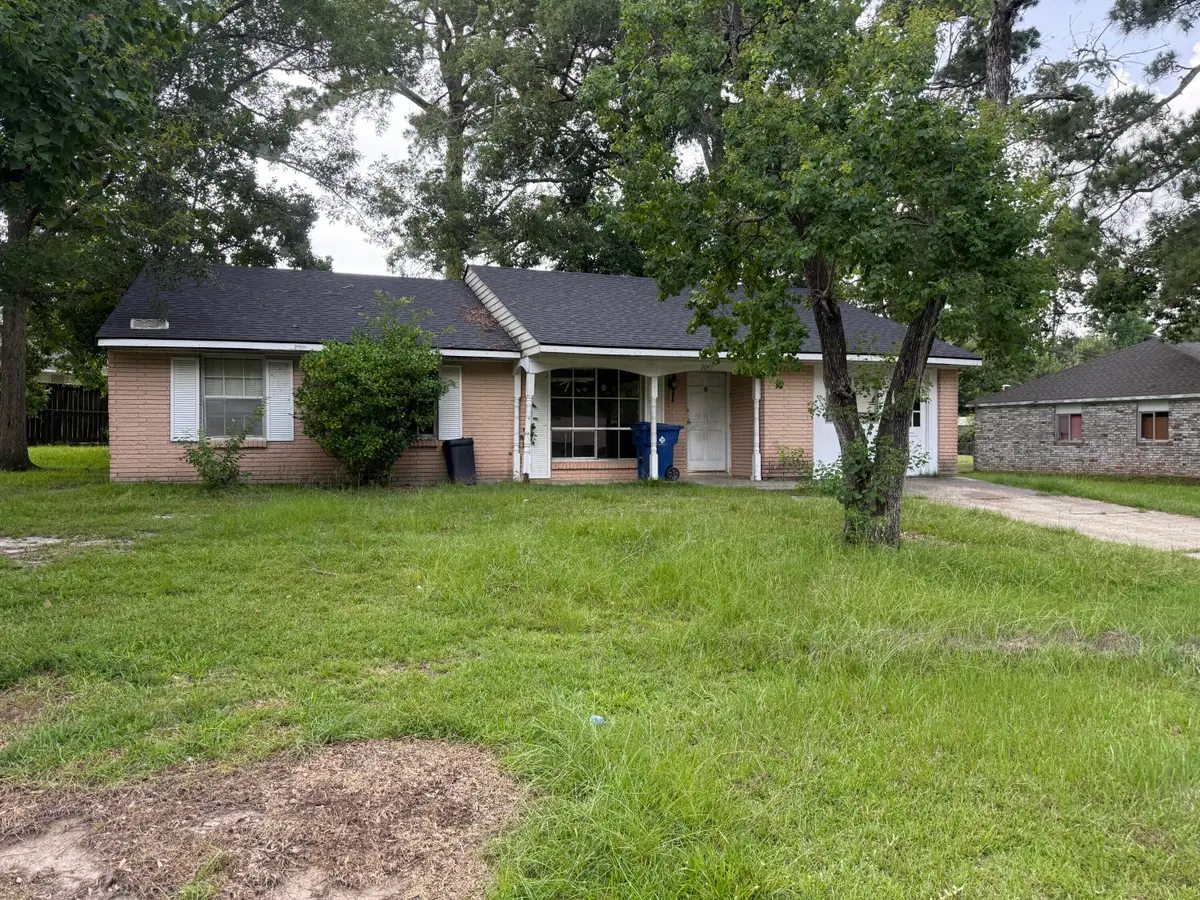 2047 Columbus, Leesville, LA 71446 - #1