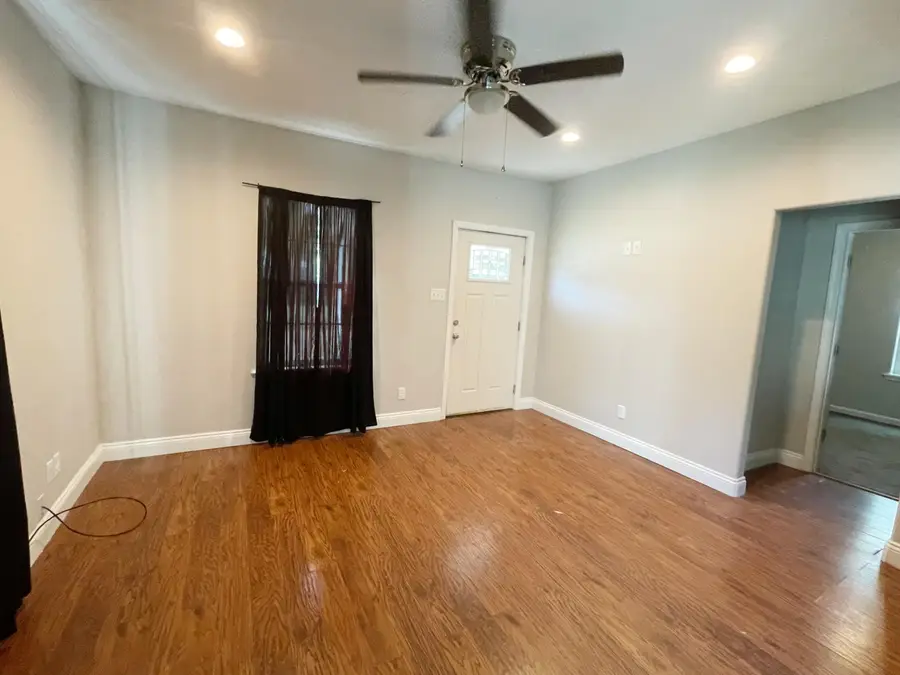 610 S Royal St, Deridder, LA 70634 - #3