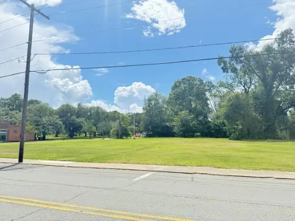 S 3rd St, Leesville, LA 71446