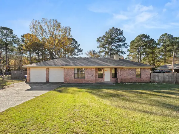 106 Burnley Dr, New Llano, LA 71461