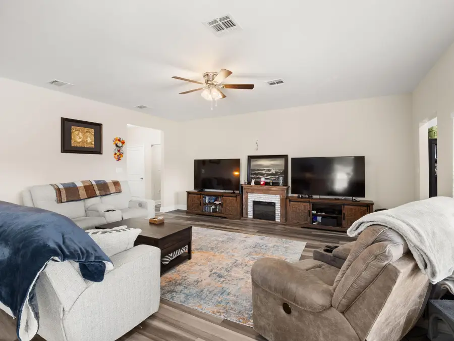 131 Landrum, Leesville, LA 71446 - #3