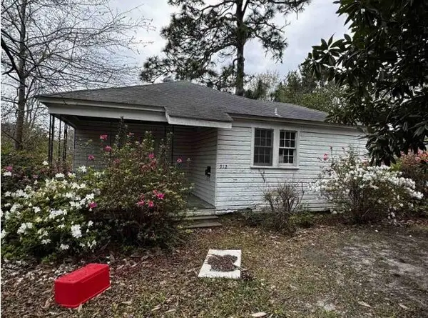 912 Dennis, Leesville, LA 71446