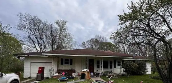 600 Anacoco, Leesville, LA 71446