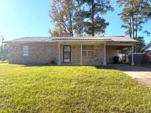 611 Magnolia, New Llano, LA 71461