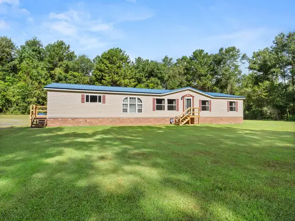 114 Pat Patterson, Anacoco, LA 71403