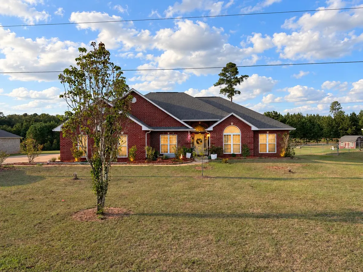 160 James, Leesville, LA 71446 - #1