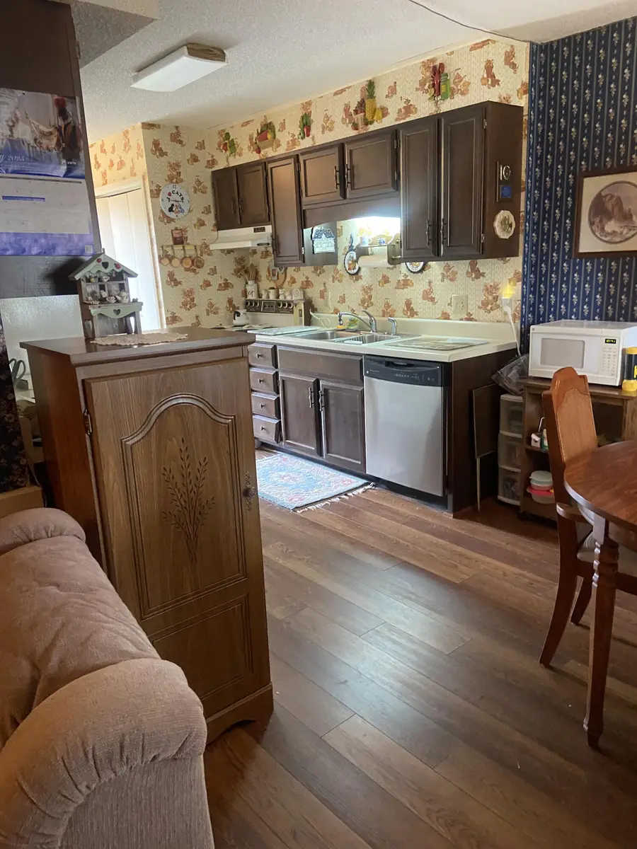 306 Thomas Jefferson Dr, Leesville, LA 71446 - Image #3