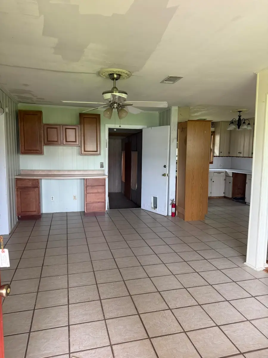 407 Miller Ave, Leesville, LA 71446 - #2