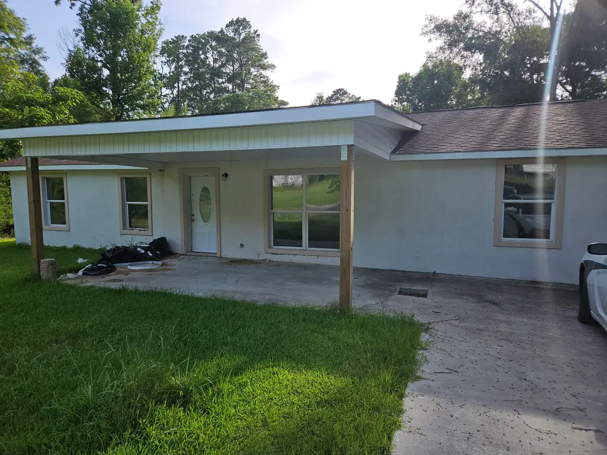 303 N. Prairie St., Leesville, LA 71446 - Image #1