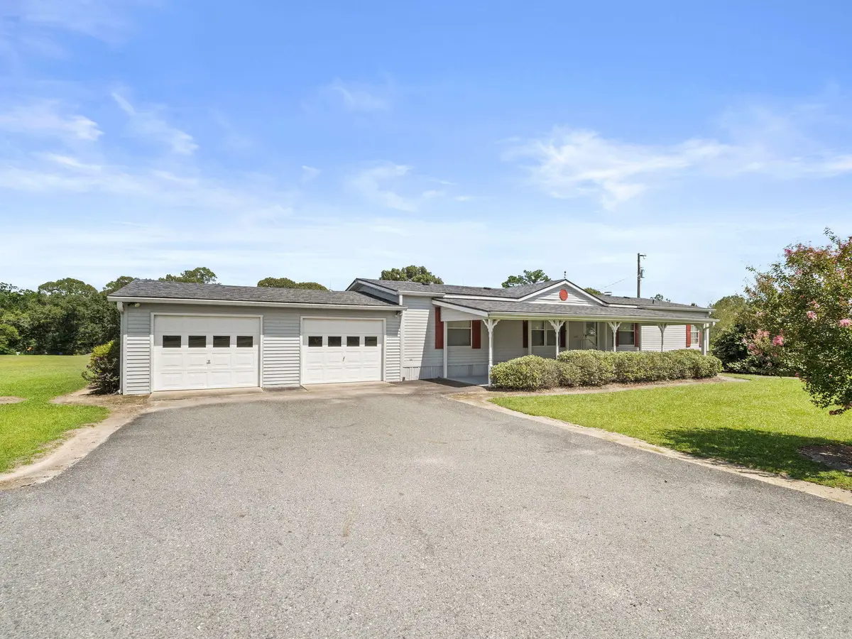 298 Hinson Rd, Leesville, LA 71446 - Image #1