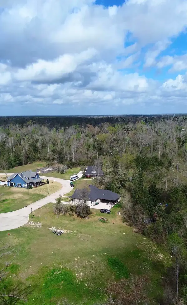 Camelia Ct, Lake Charles, LA 70611