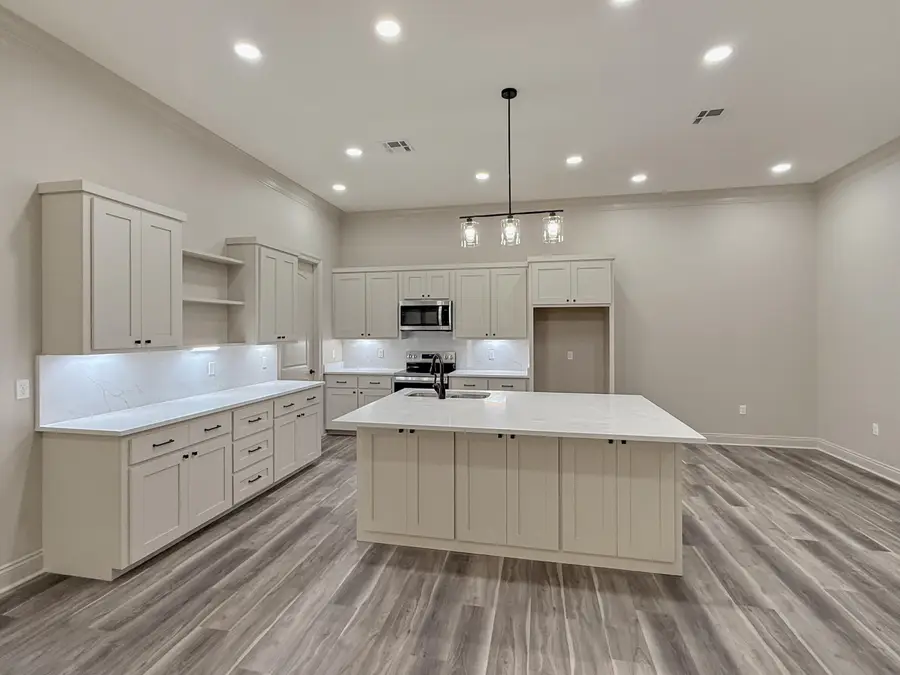 910 Chase, Deridder, LA 70634 - #3