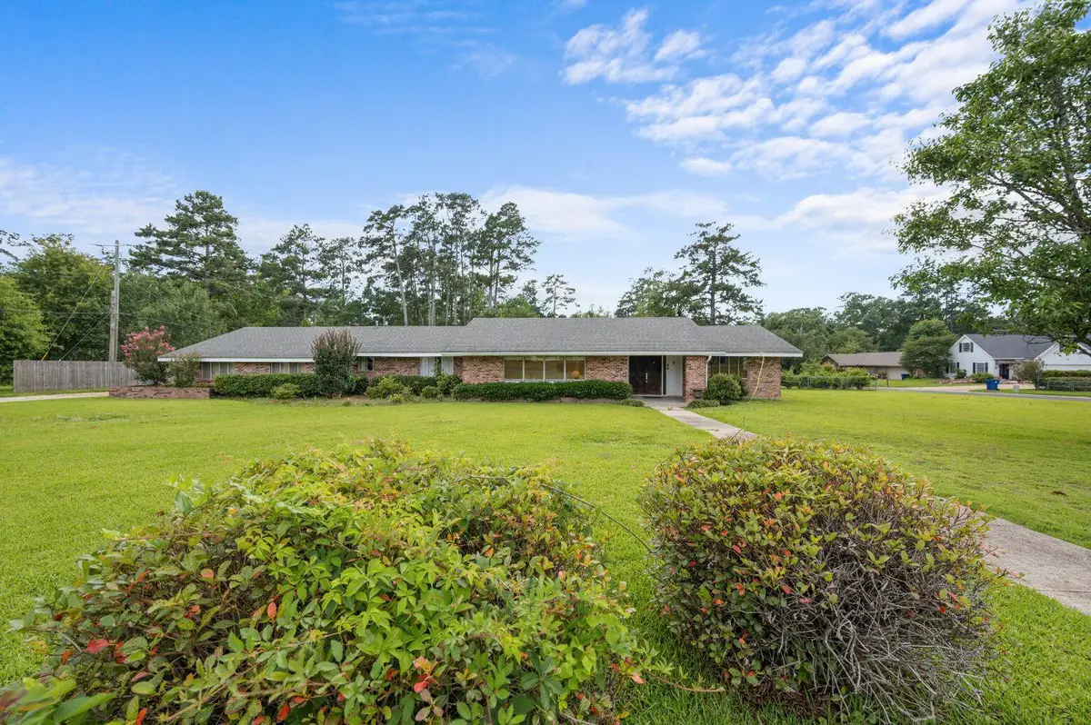 501 Davella, Deridder, LA 70634 - #1