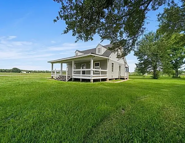 6908 Murl Ellender Rd, Sulphur, LA 70665