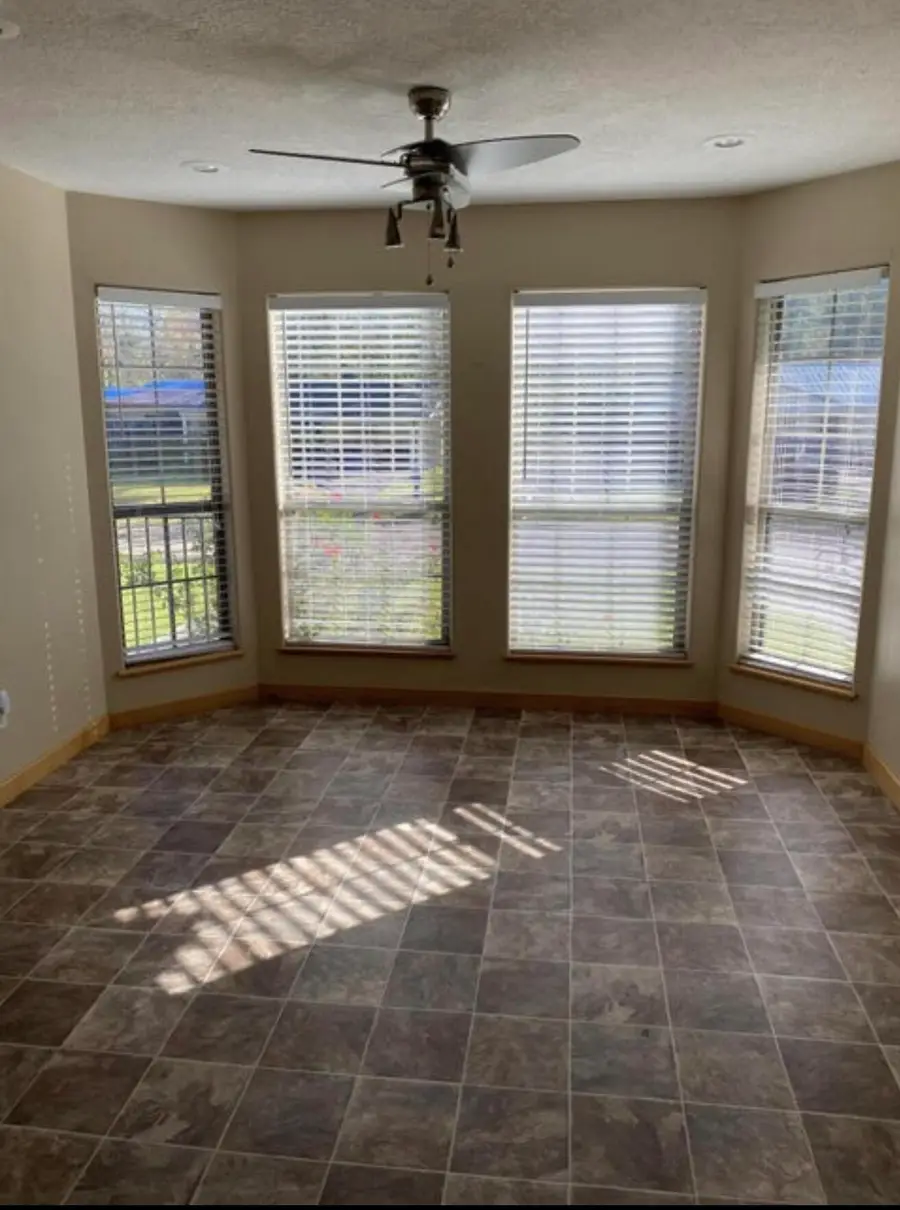 407 Allen, Deridder, LA 70634 - #2