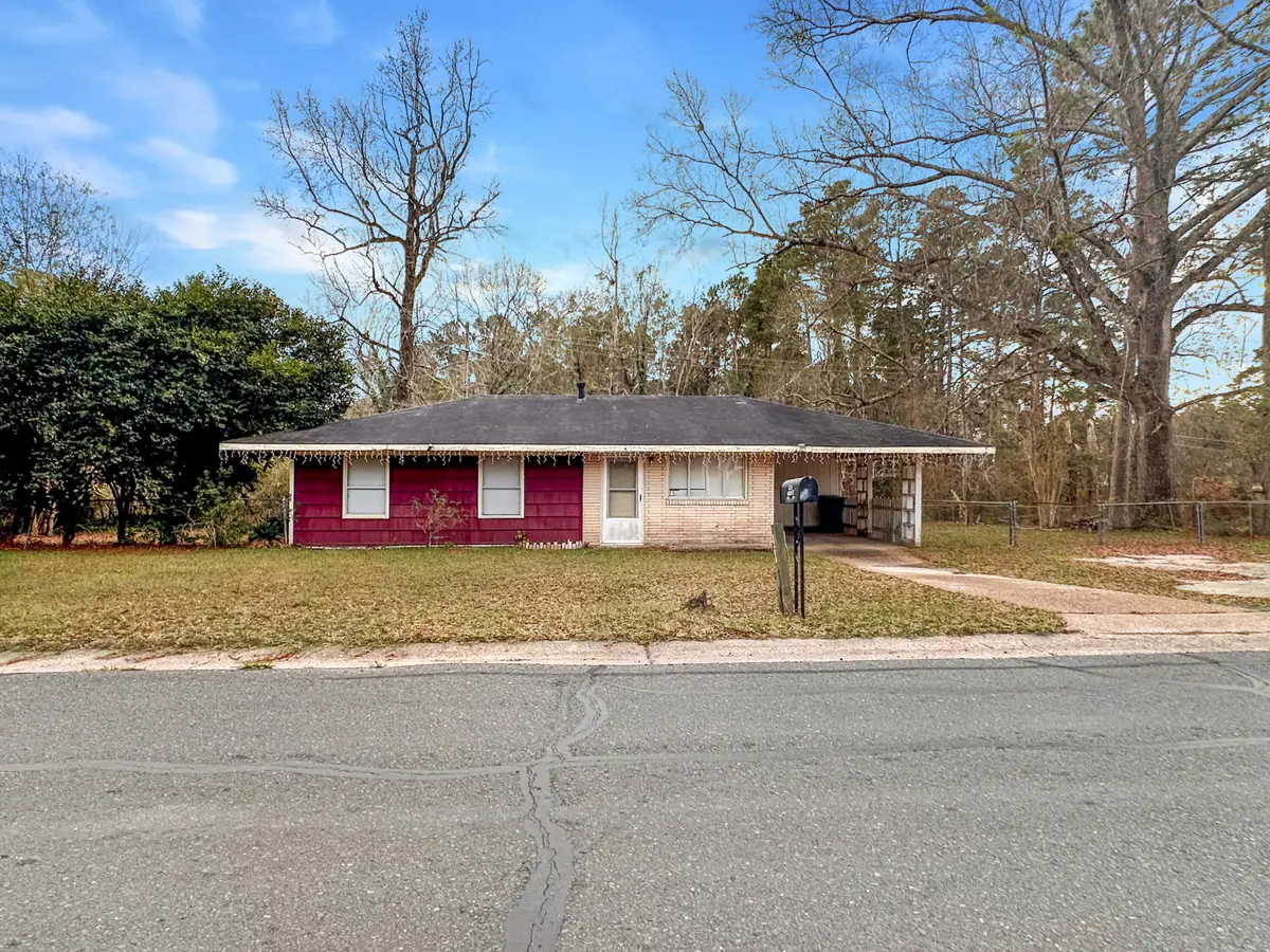 1200 Aaron Ave, Leesville, LA 71446 - Image #1