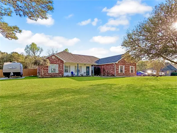 545 Delia Dr, Leesville, LA 71446