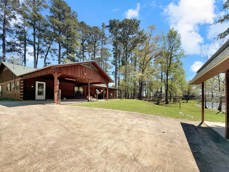 121 Calvin, Anacoco, LA 71403 - #3