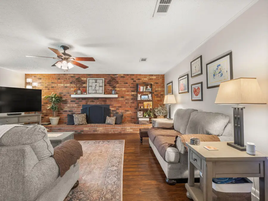 166 Foster Road, Leesville, LA 71446 - Image #3