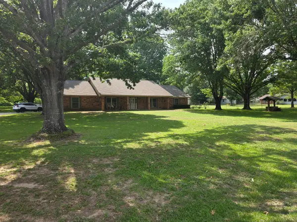 325 Loop Rd, Anacoco, LA 71403