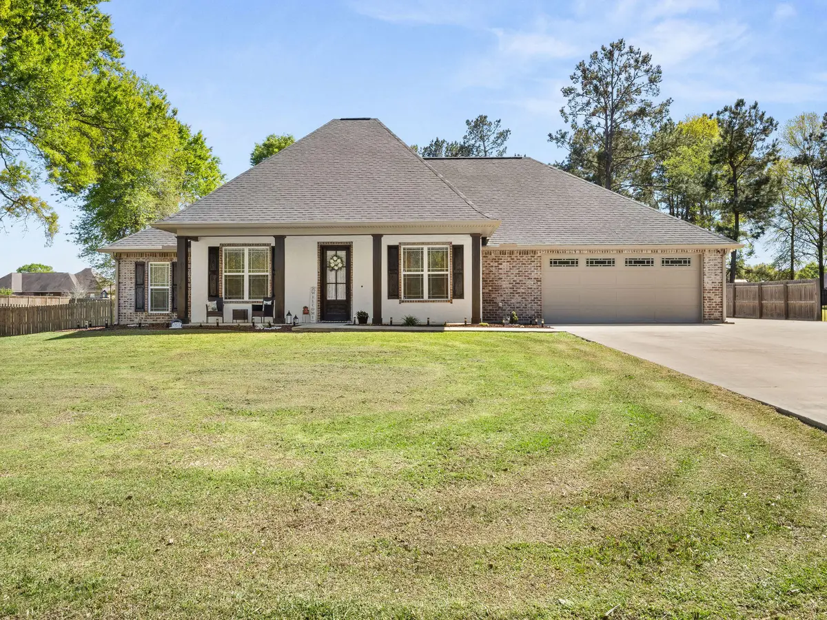184 Carter Dr, Leesville, LA 71446 - #1