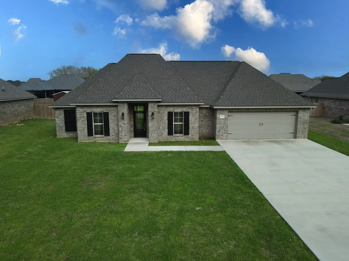 611 Walnut St, Iowa, LA 70647 - Image #1