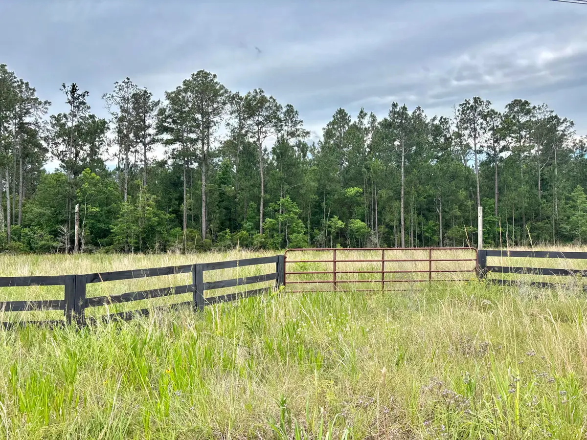 Navajo Trail, Vinton, LA 70668 - Image #1