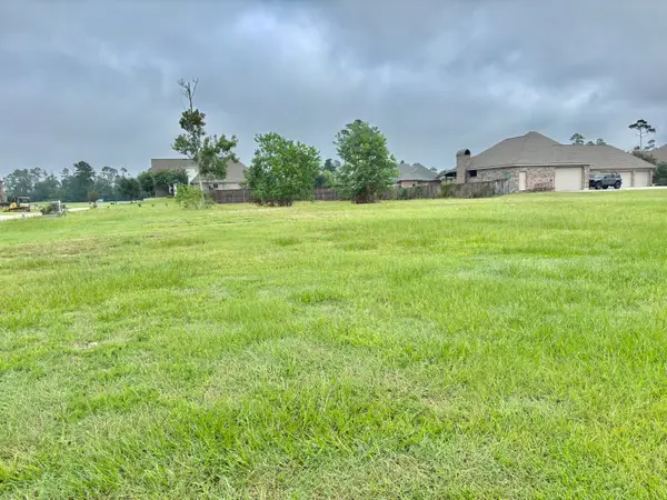 Masters Ct, Westlake, LA 70669